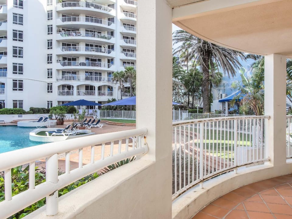 Balcony/Terrace, Pool view