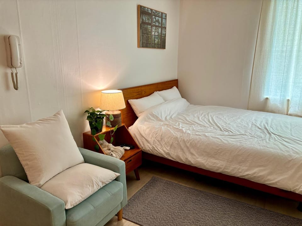 Bed, Bedroom