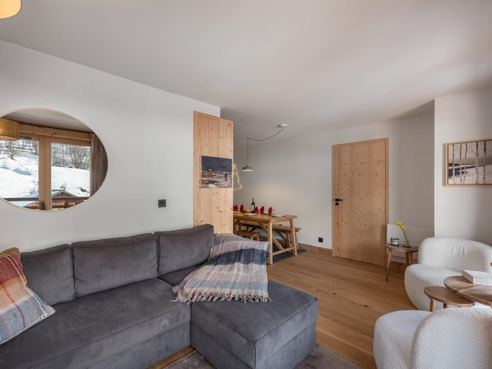 Appartement neuf 3 chambres proche pistes avec parking - FR-1-570-58 Apartment in Les Allues
