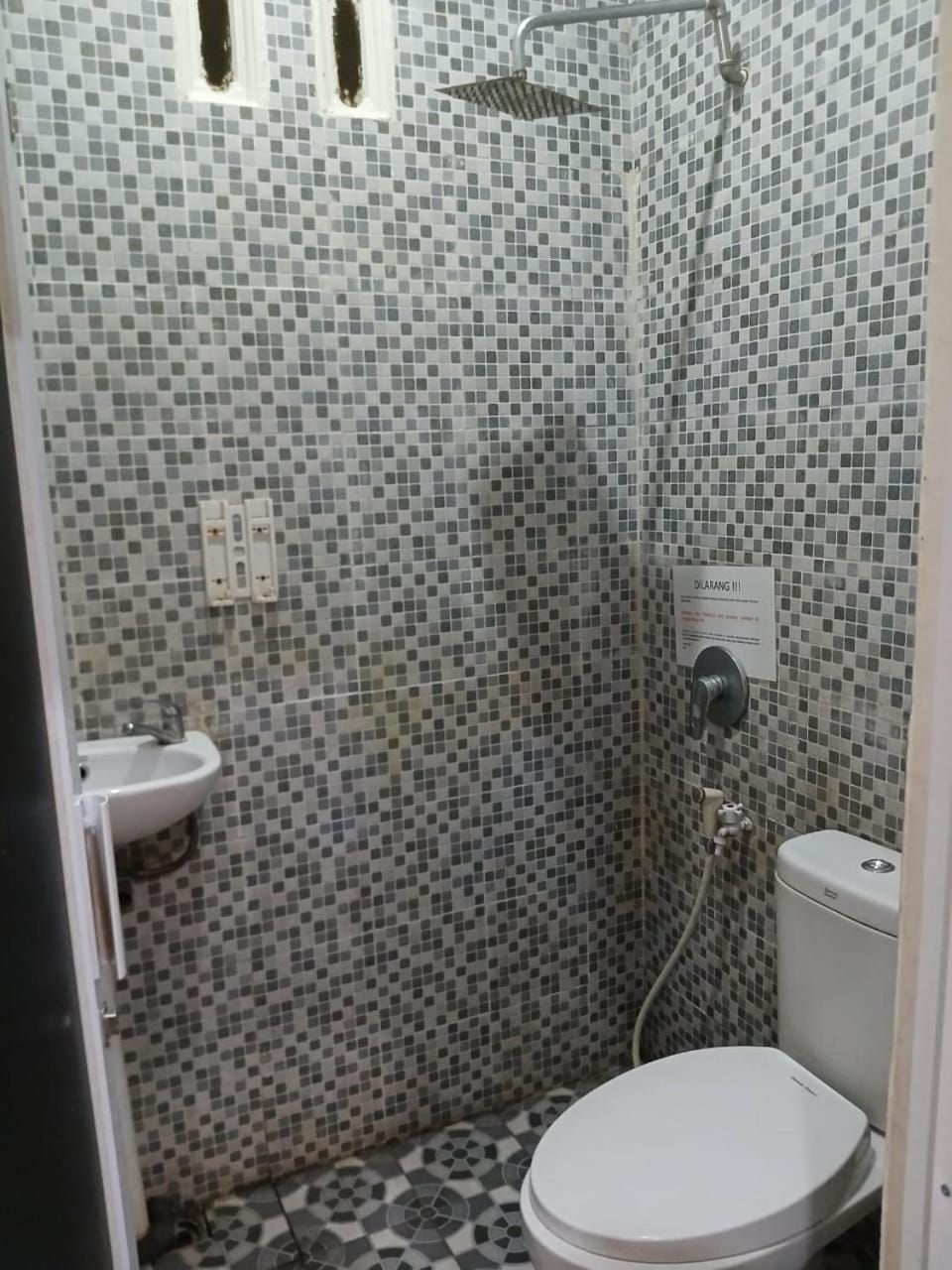 Macan Kumbang Residence Bed and Breakfast in Indonesia