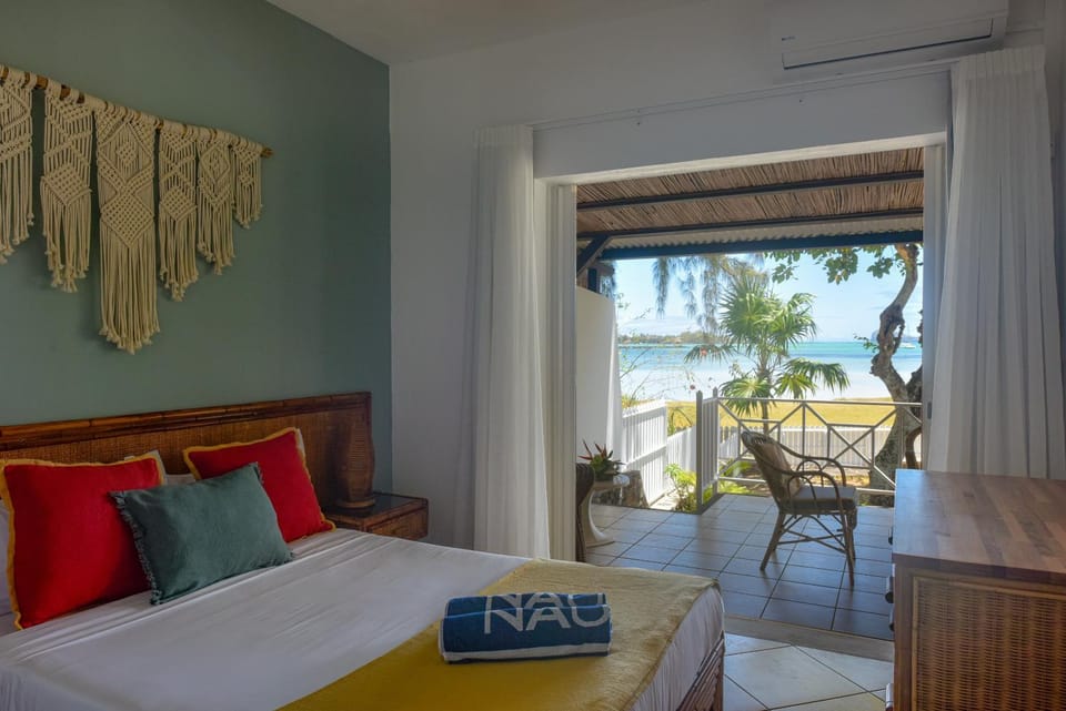 Patio, Bed, Photo of the whole room, Bedroom, Sea view, air conditioner