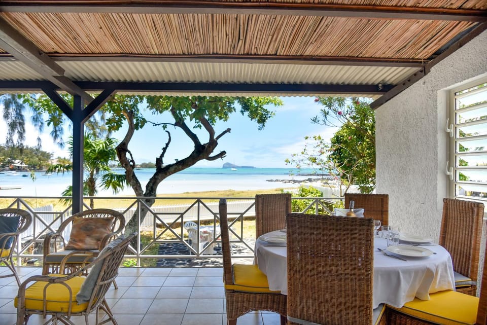 Patio, Day, Dining area, Sea view