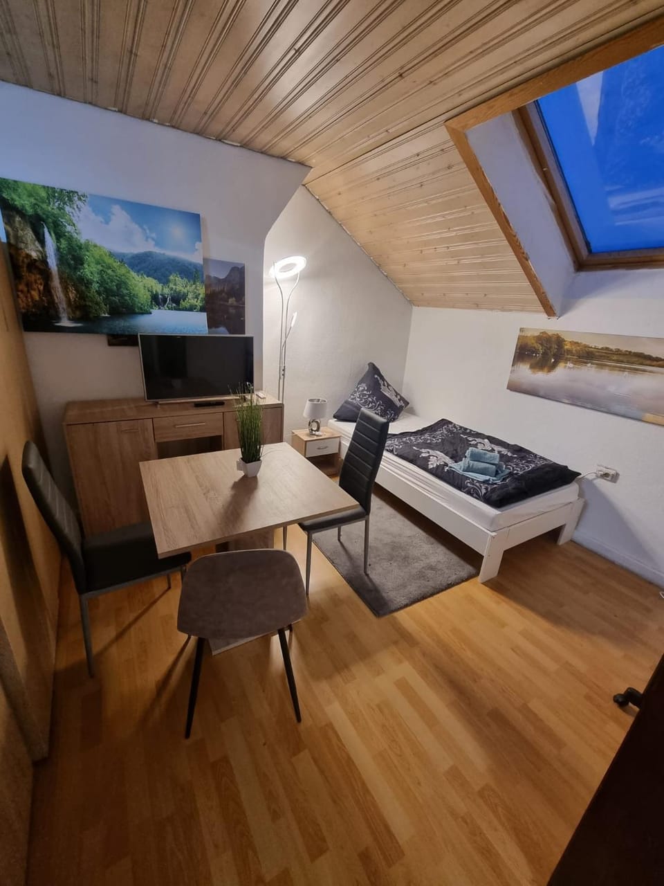 Monteurwohnung 4 in direkter Nähe zur Veltinsarena Apartment in Gelsenkirchen