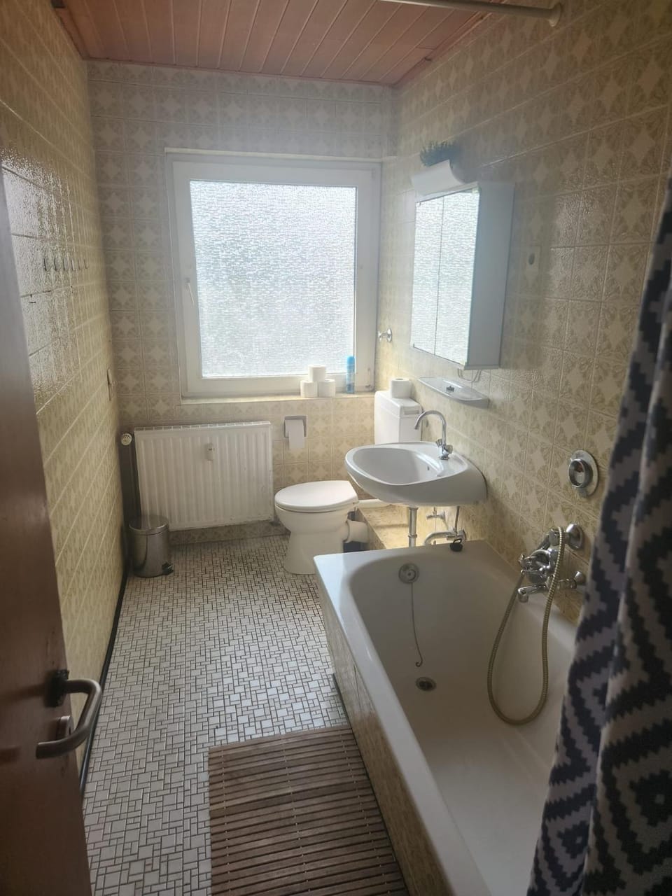 Monteurwohnung 7 in direkter Nähe zur Veltinsarena Apartment in Gelsenkirchen