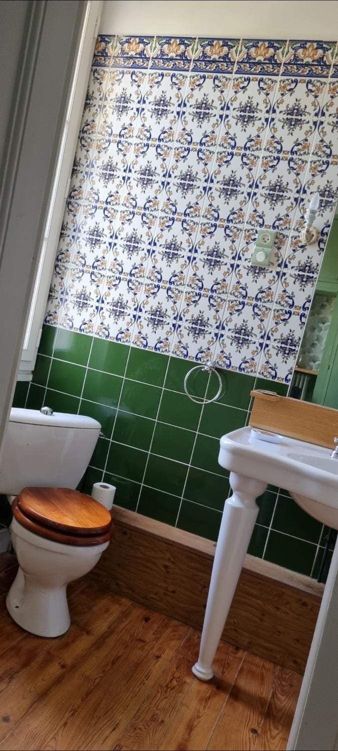 Toilet, Bathroom
