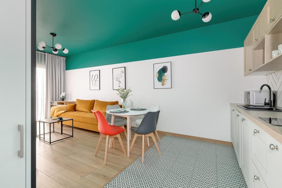 Communal lounge/ TV room, Living room