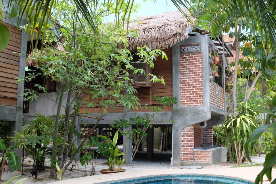 Garden view, Pool view