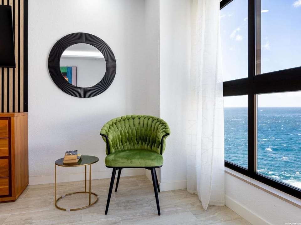 Living room, Sea view