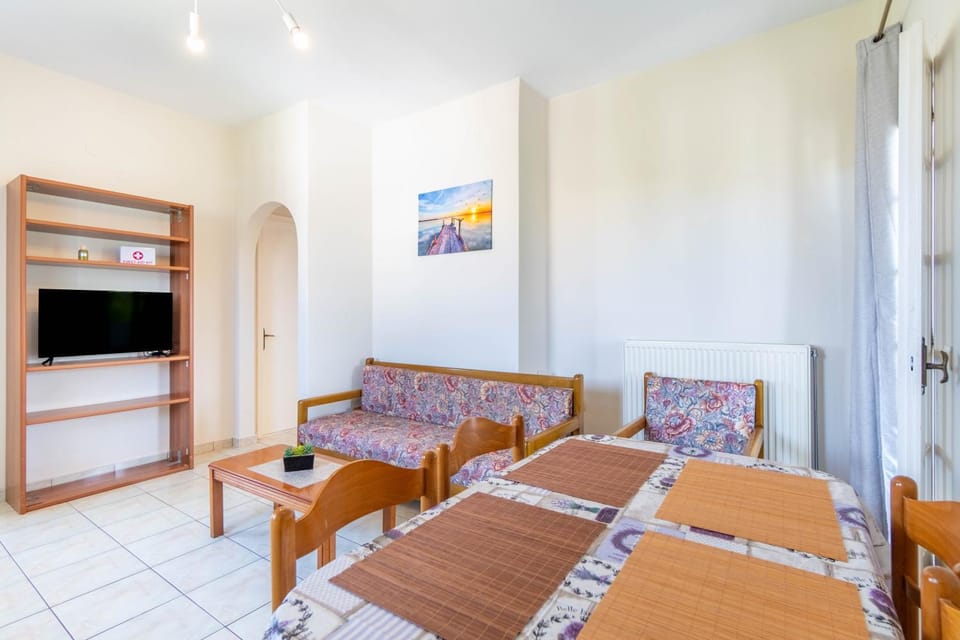 Property building, Living room, Bedroom
