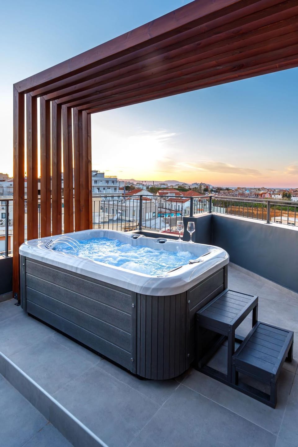 Hot Tub, View (from property/room), Balcony/Terrace