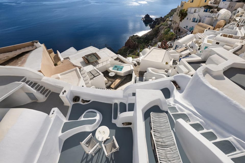 ROCK CAVE HOUSE House in Oia
