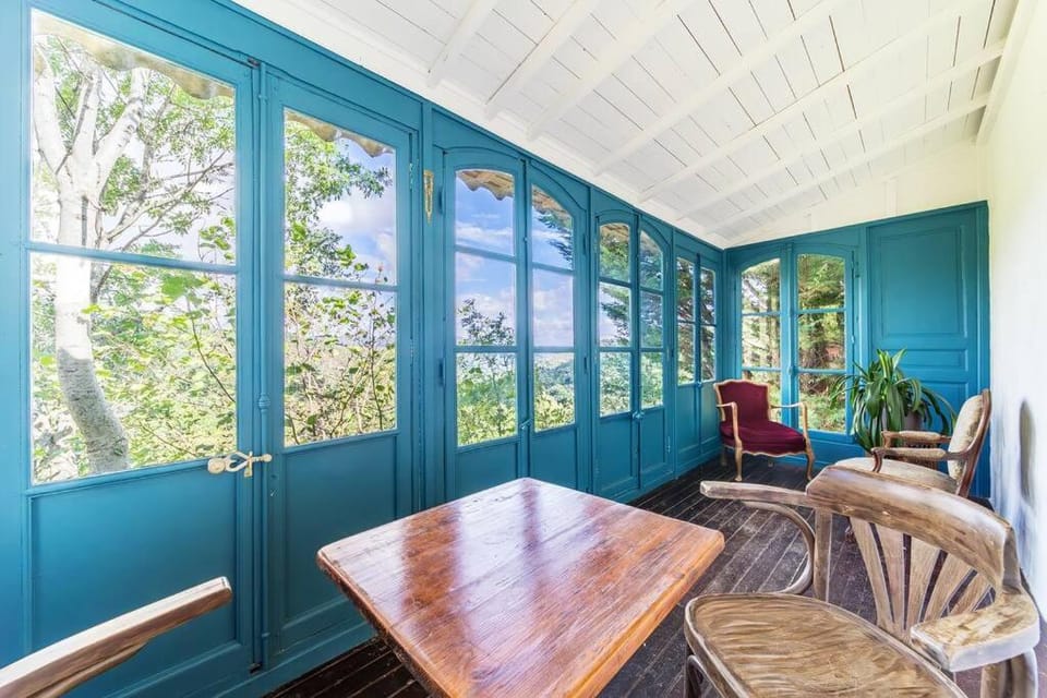 Le Travers Ajoux - Camping Gîte Évènement Campground/ 
RV Resort in Provence-Alpes-Côte d'Azur