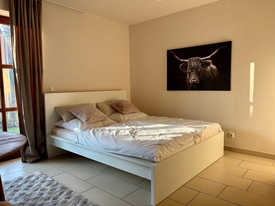 Bed, Bedroom