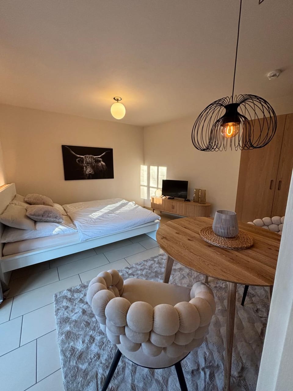 Living room, Photo of the whole room, Seating area
