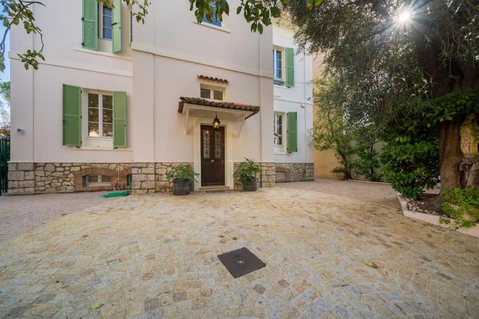 Cannes centre maison bourgeoise Villa in Cannes