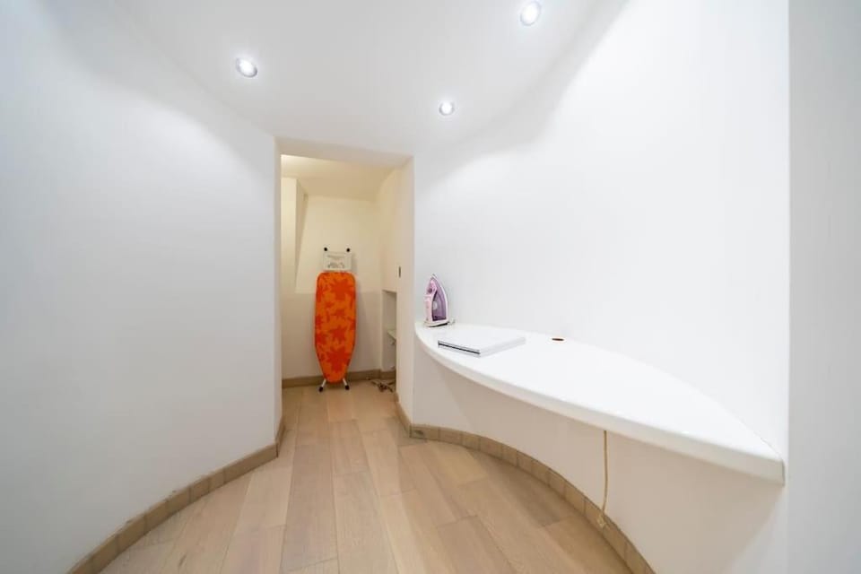 Cannes centre maison bourgeoise Villa in Cannes