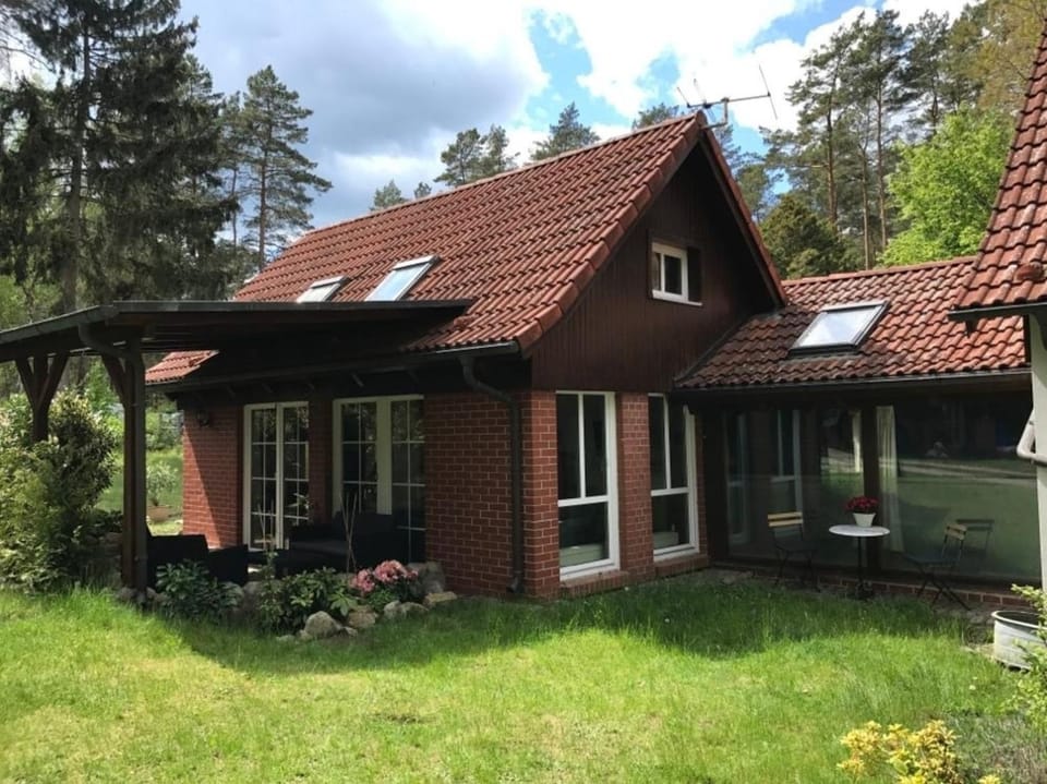 Waldoase 2 House in Rheinsberg