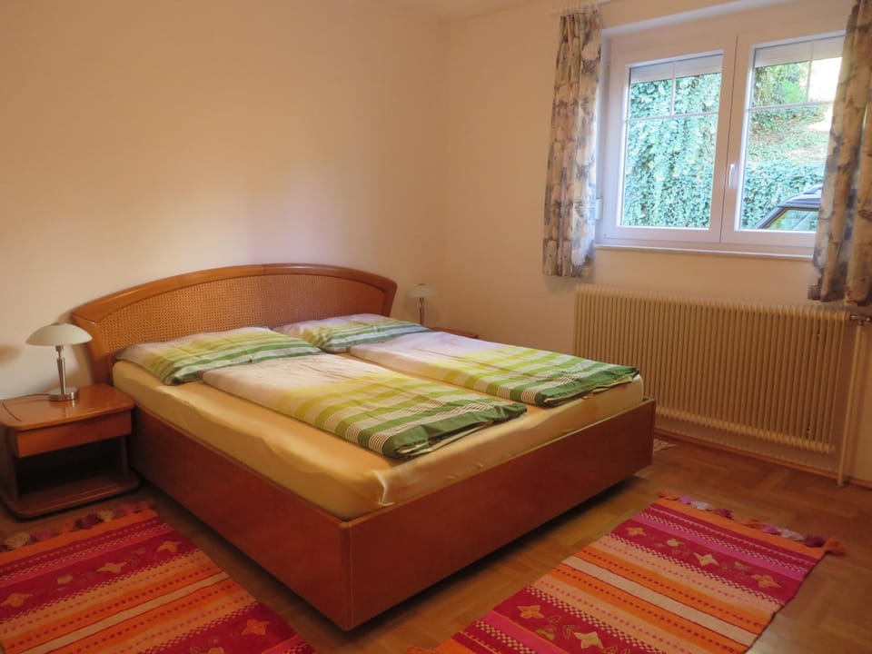 Bed, Day