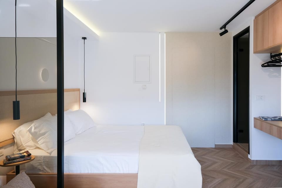 Studio Verde Glaros w. Outdoors, near the Beach Apartment in Crete Region