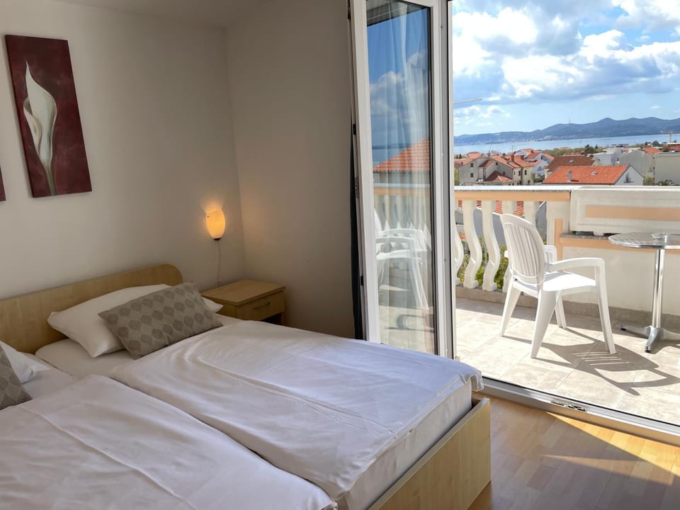 View (from property/room), Balcony/Terrace