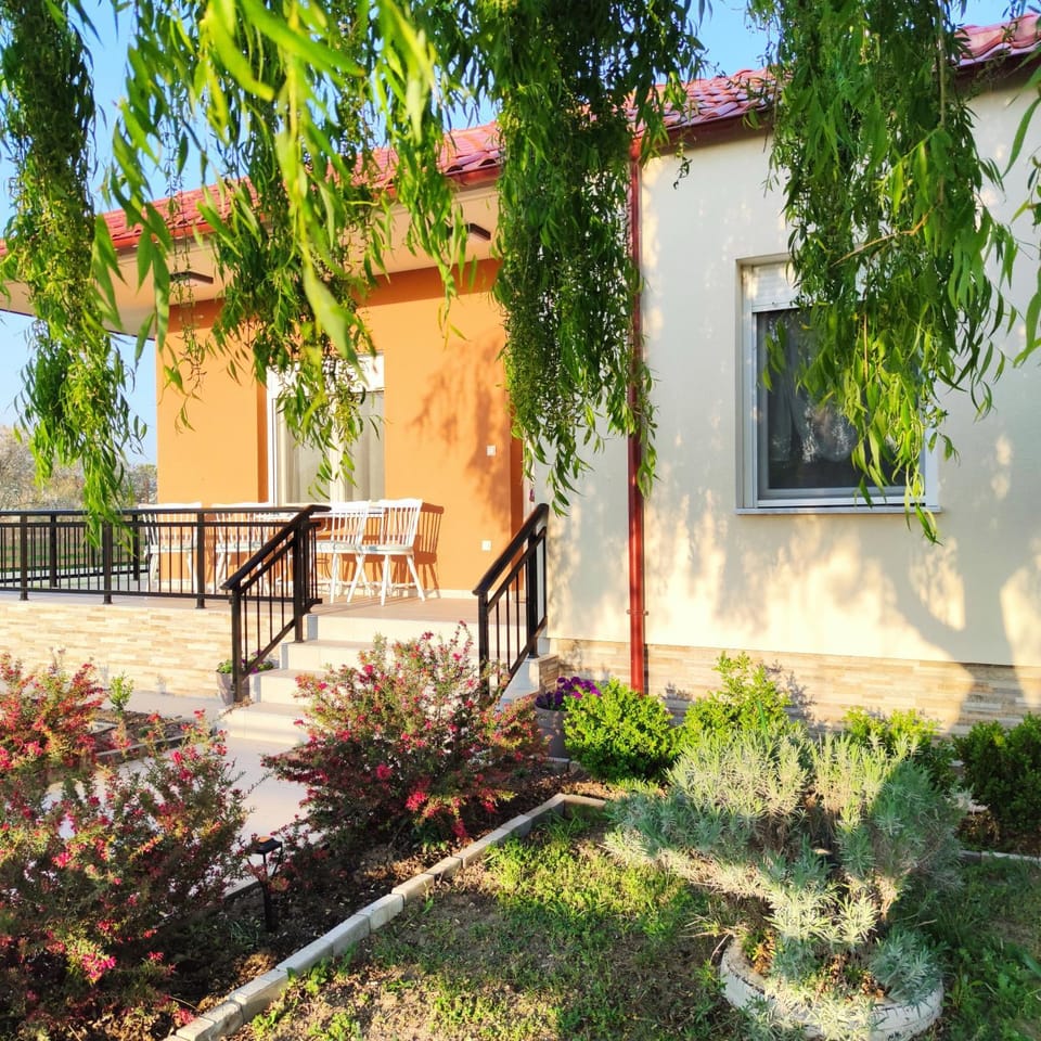 Willow Home House in Decentralized Administration of Macedonia and Thrace