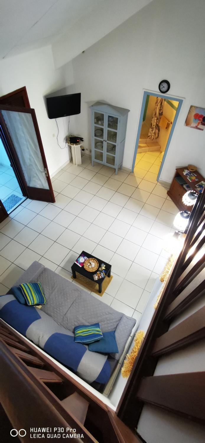 Communal lounge/ TV room, TV and multimedia, Living room, Seating area