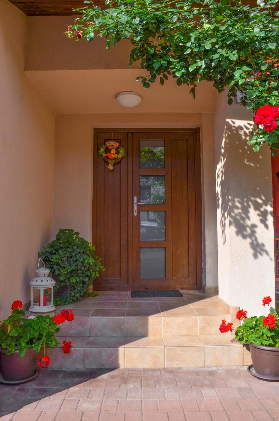 Facade/entrance, Street view