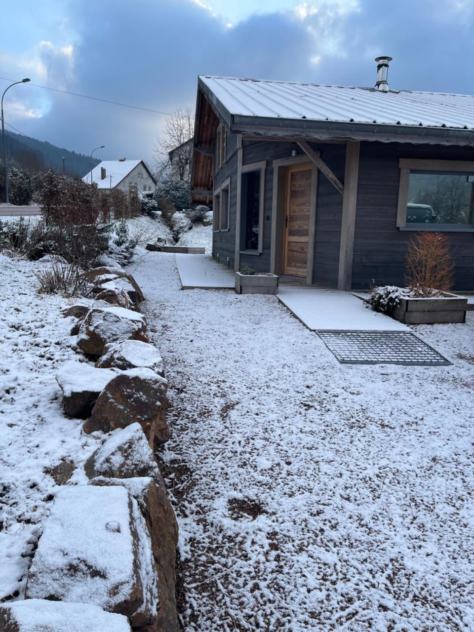 Property building, Winter, Garden, Garden view, Parking
