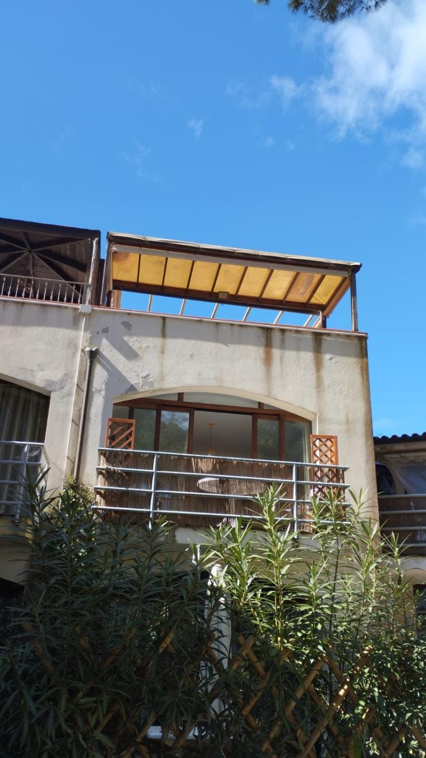 Property building, Balcony/Terrace