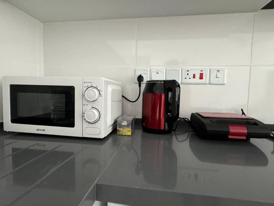 minibar, oven, toaster