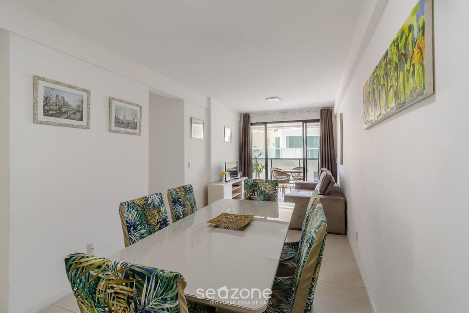 TV and multimedia, Living room, Dining area