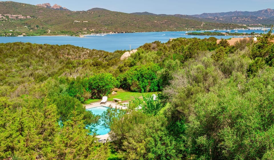 Day, Natural landscape, Bird's eye view, Swimming pool
