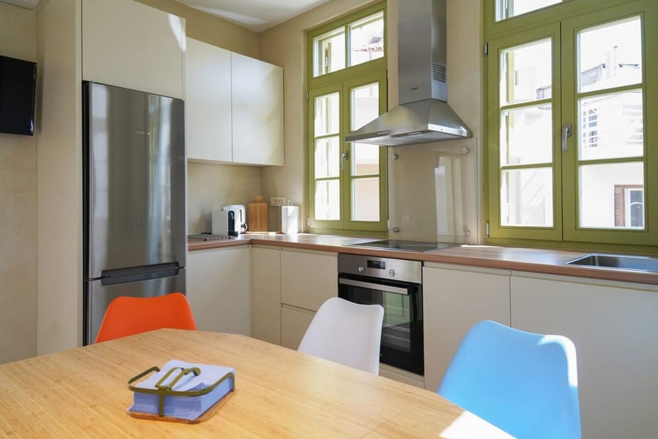 Mystiko Maisonette with Hot Tub - Chania Old Town Apartment in Chania
