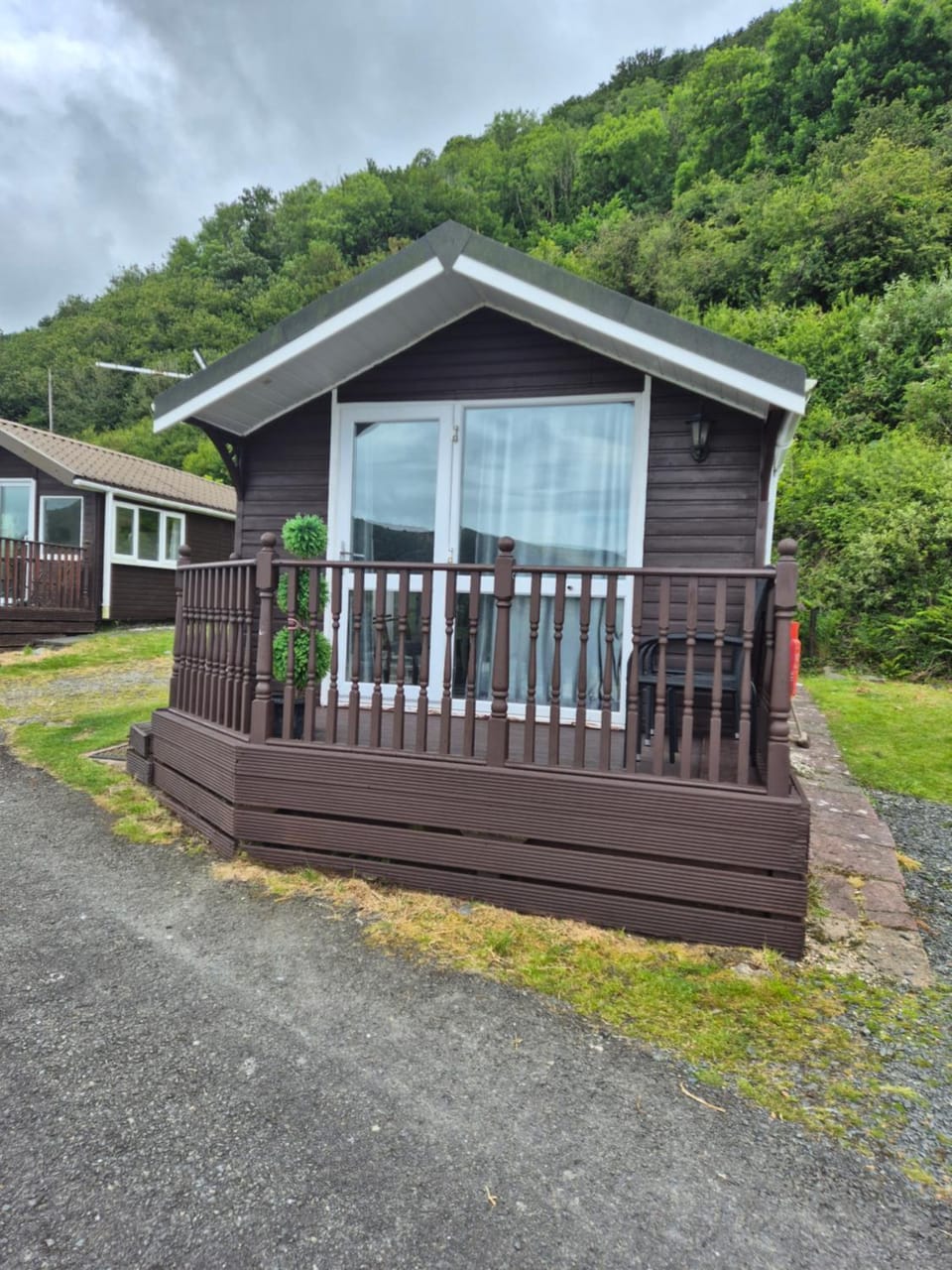 No. 4 Sunny Lodge By The Sea Chalet in Tirymynach