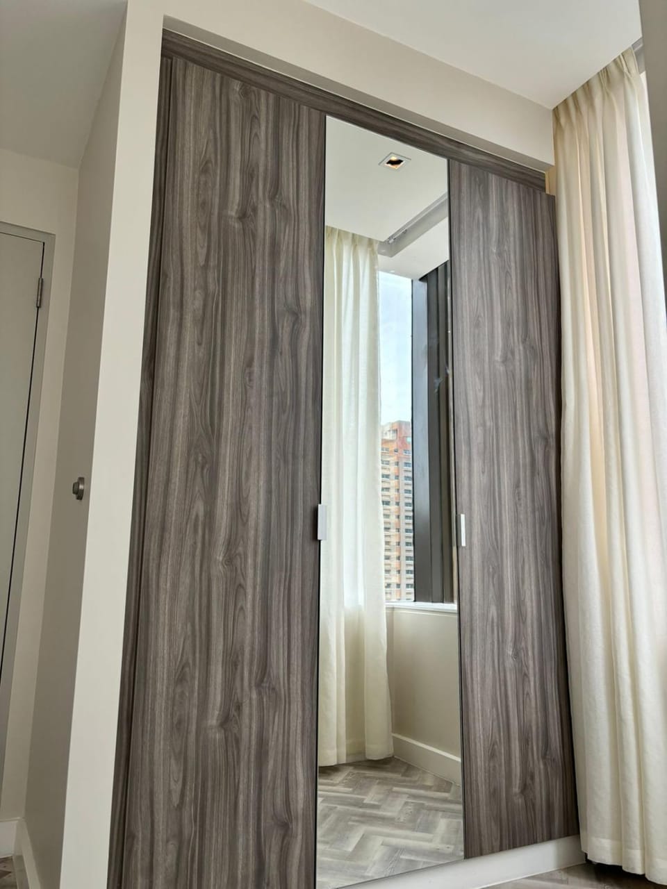 1bed apartment in foreshore place city views 1202 Apartment in Cape Town