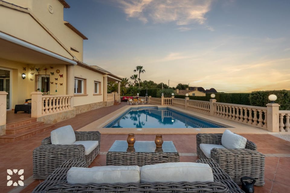 Property building, Patio, Day, Natural landscape, View (from property/room), Balcony/Terrace, Pool view, Swimming pool, sunbed