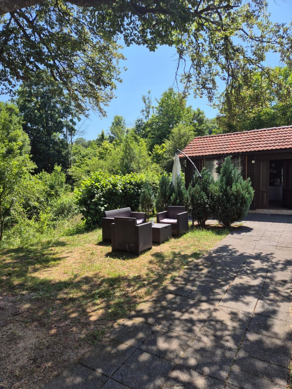 Day, Garden