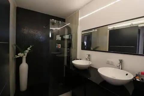 Superbe appartement toit Terasse vue mer Apartment in Nice