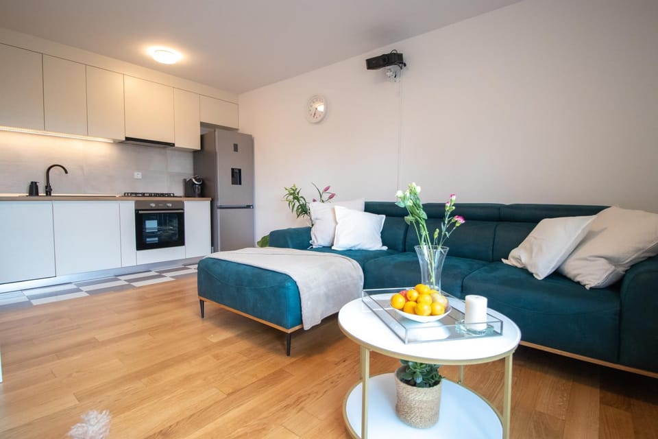 Living room, kitchen