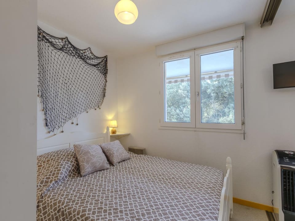 Apartment Les Sables d'Or by Interhome Apartment in Nouvelle-Aquitaine