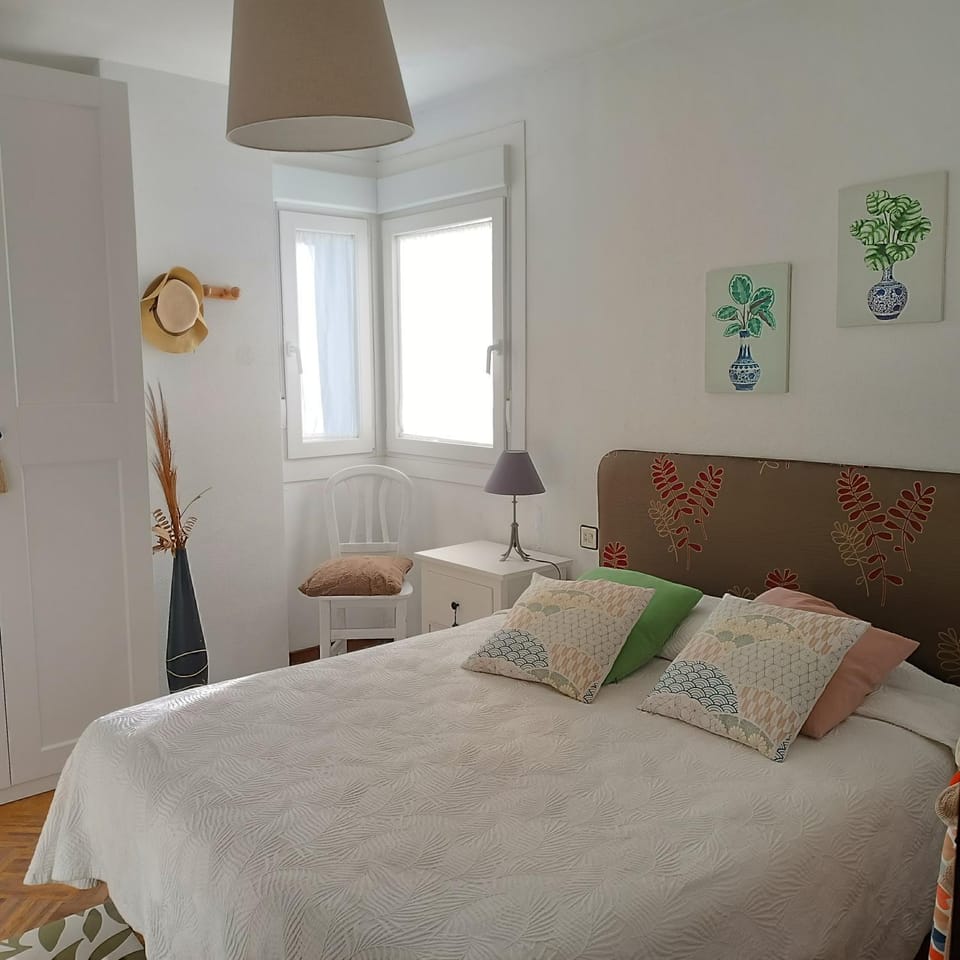 Vista faro, playa panadeira Apartment in Sanxenxo