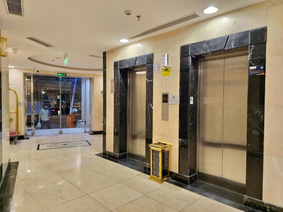 elevator