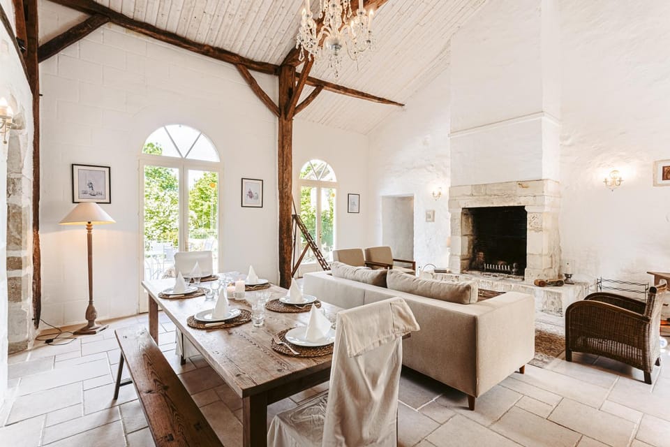 Property building, Living room