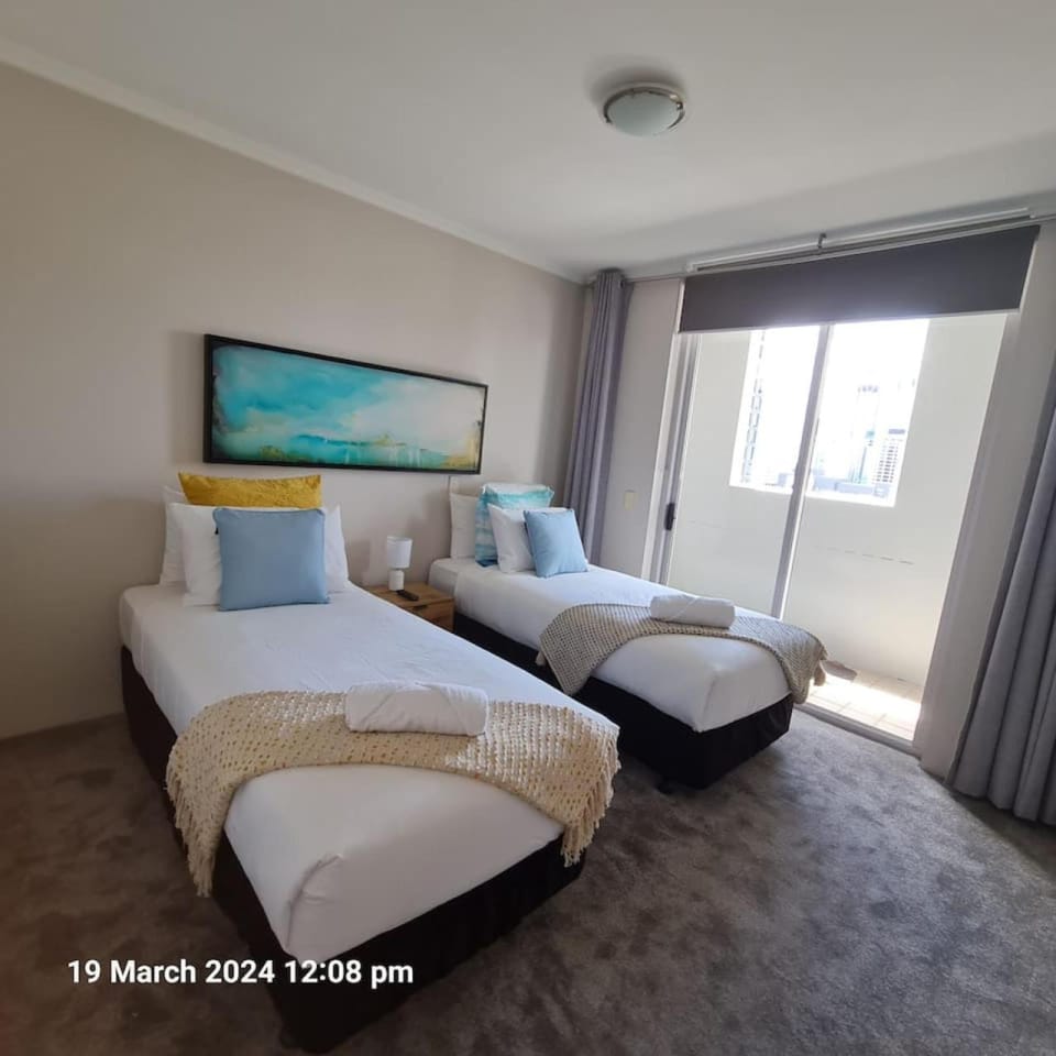 Lux Sub-Penthouse with Casino views Apartment in Brisbane City