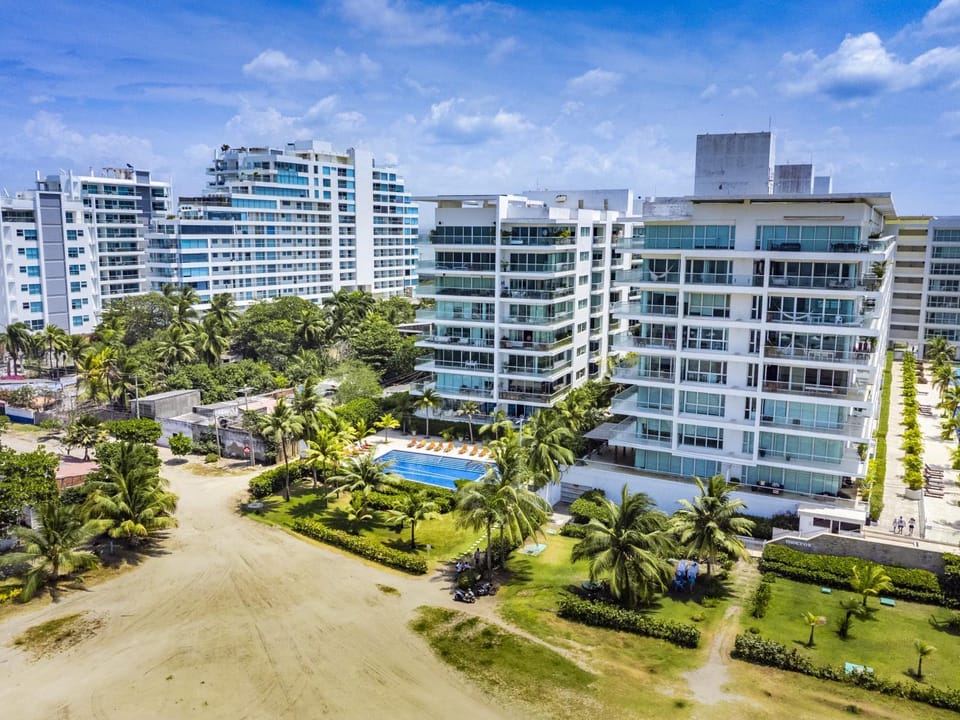 Property building, Bird's eye view