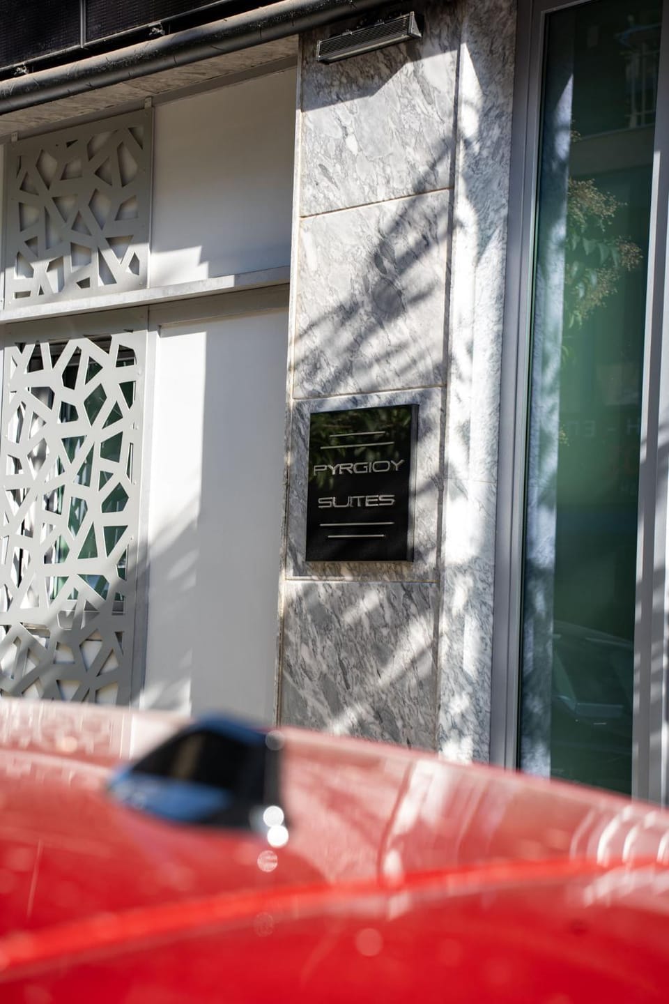 Property building, Facade/entrance, Day, Neighbourhood