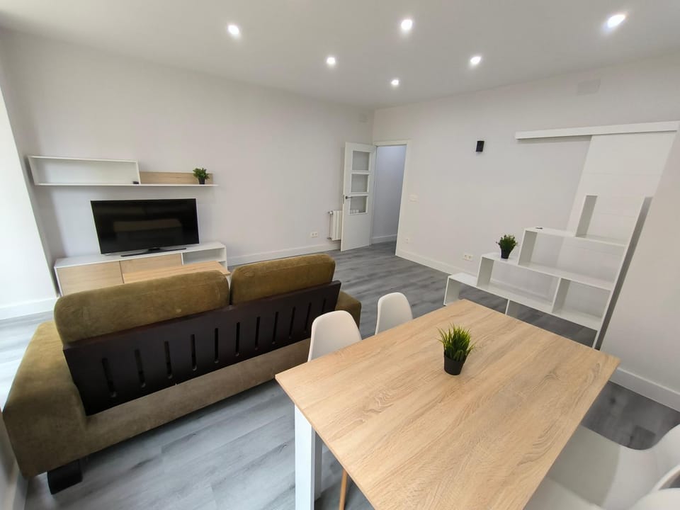 Communal lounge/ TV room, Living room