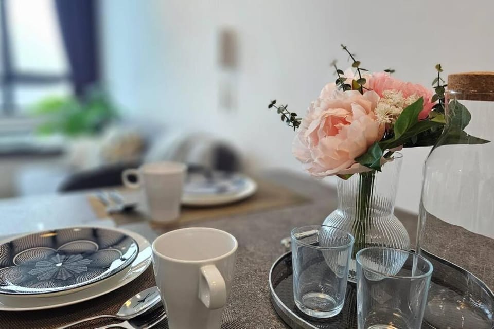 NEW Elegant & Cozy Greenfield Home near Sunway 2-6pax Apartment in Subang Jaya
