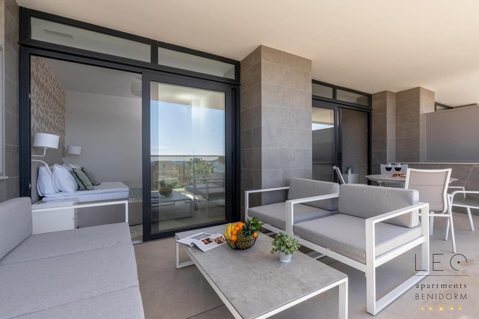 Sunset Cliffs Residence by Leo Apartments Apartment in Benidorm