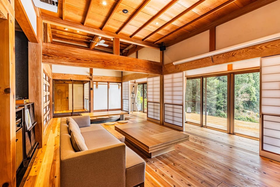Living room, Internal: Not applicable to any particular room
